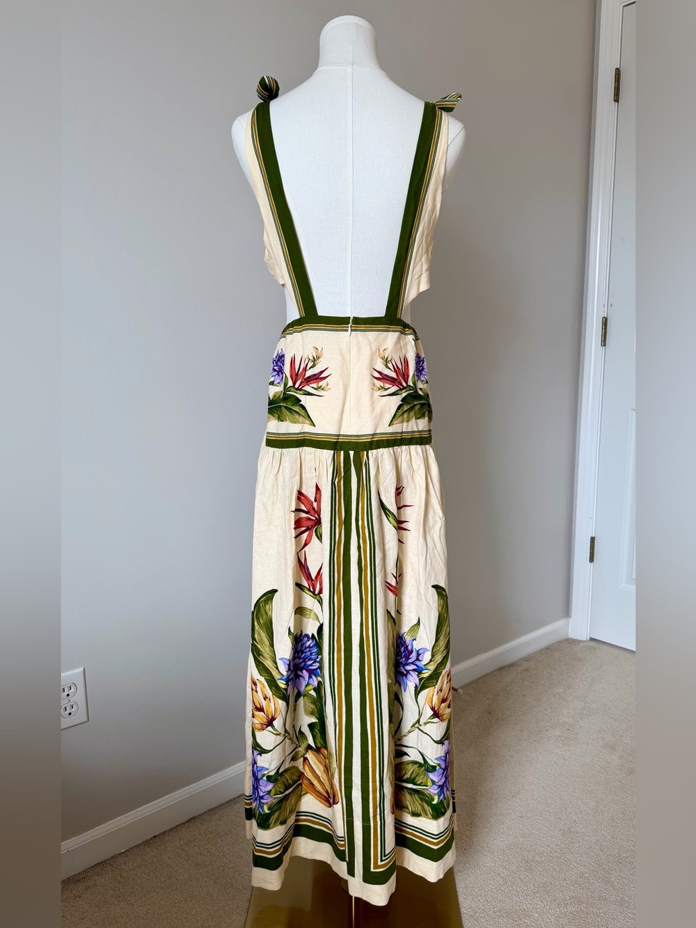 NWT FARM Rio Sand Tropical Scarf Cutout Linen Maxi Dress Sizes M/L - Picture 5 of 12